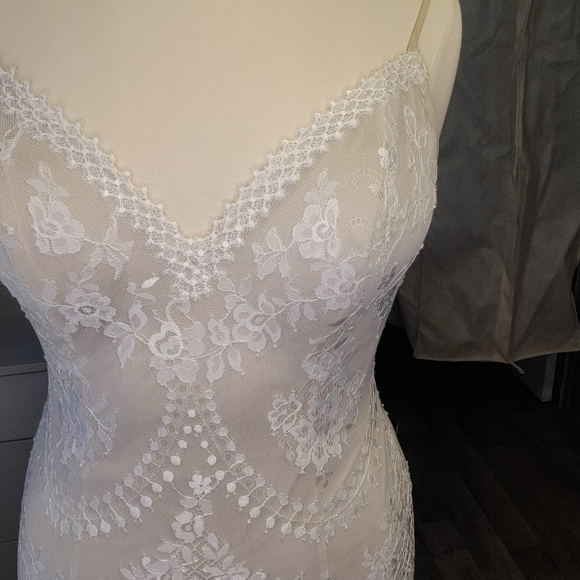 BHLDN Cascading Wedding Dress size 12 - Picture 7 of 14